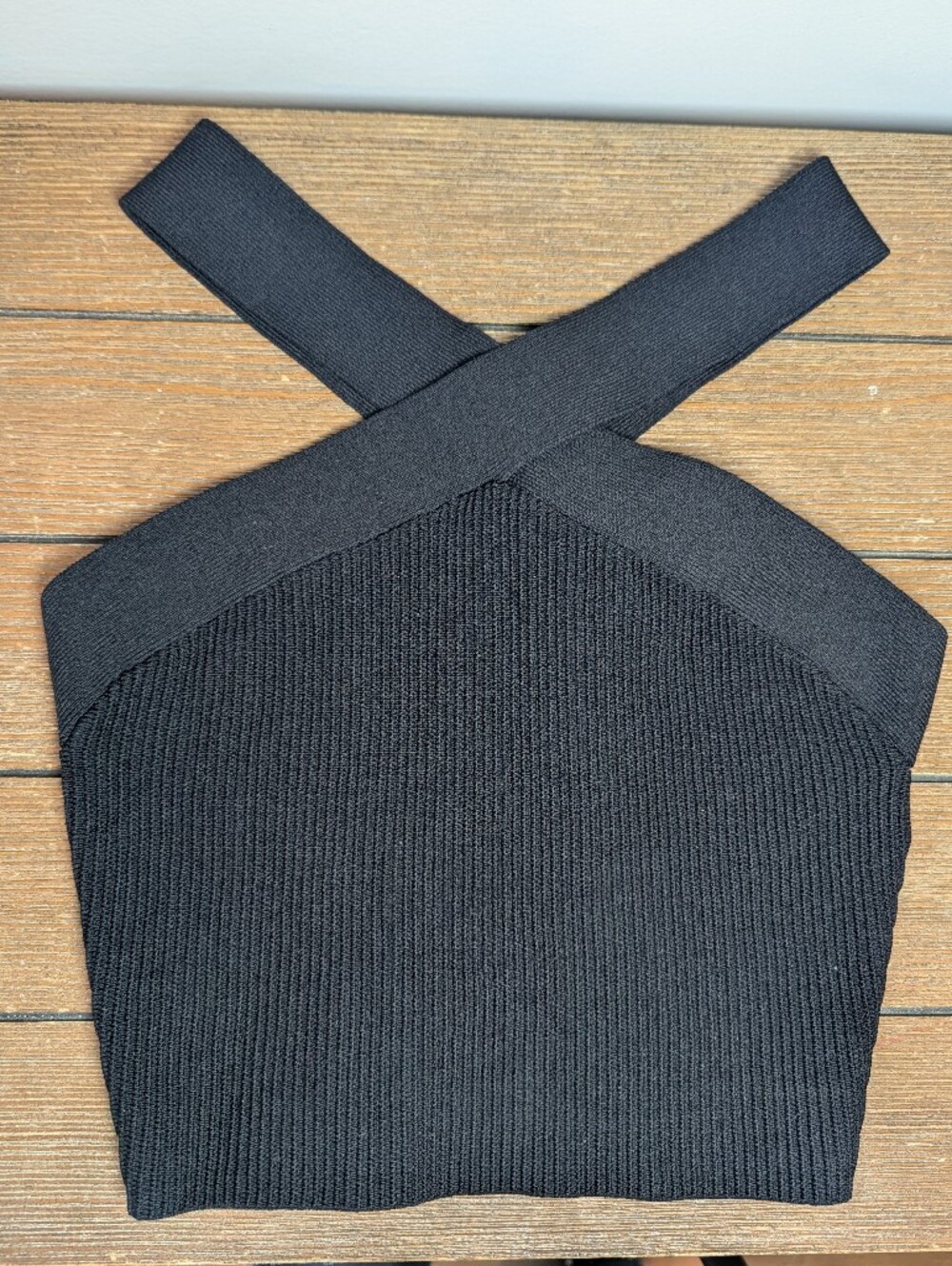 Aritzia Babaton Women's Size S Sculpt Knit Criss Cross Cropped Tank Top – Black